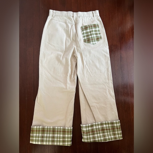 Cream/Tan mid-rise wide-leg pants barely worn, Size M - Picture 3 of 3